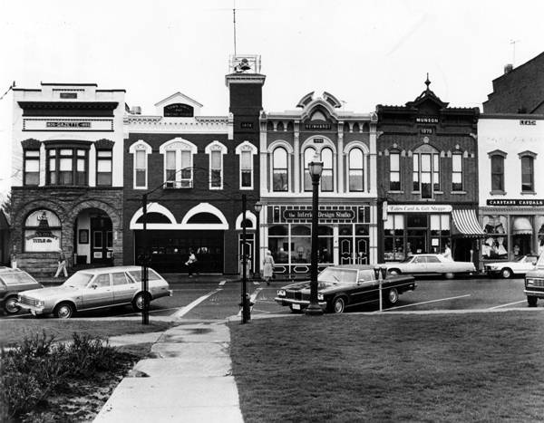Fire Station - Newspaper - Medina Town Square 1981